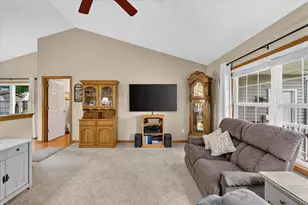 6294 Clovermeadows Ave, Scotts, MI 49088 - Photo 6