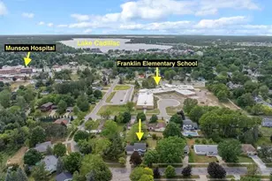 424 Crestview Pl, Cadillac, MI 49601 - Photo 6