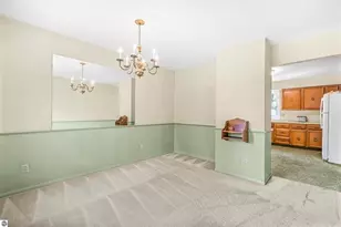 424 Crestview Pl, Cadillac, MI 49601 - Photo 22