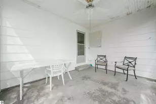 424 Crestview Pl, Cadillac, MI 49601 - Photo 26