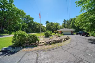 29260 Albion Rd, Albion, MI 49224 - Photo 4