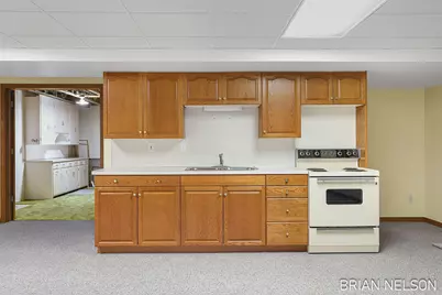 205 Parkside Drive, Zeeland, MI 49464 - Photo 24