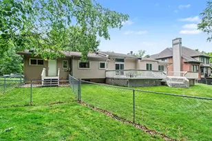 5635 Stanhope St, West Bloomfield, MI 48322 - Photo 24