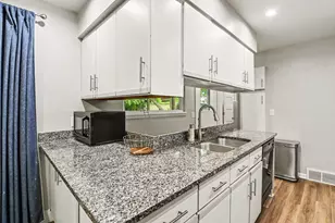 624 Susan Dr, Ann Arbor, MI 48103 - Photo 12