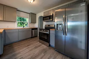 3917 W Shelby Rd, Shelby, MI 49455 - Photo 8