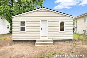 310 Majestic St SE, Grand Rapids, MI 49548 - Photo 24