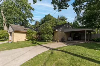 888 W Walnut Street, Hastings, MI 49058 - Photo 2