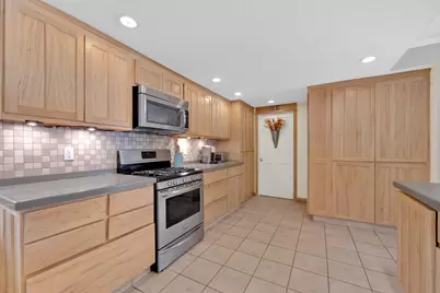 888 W Walnut Street, Hastings, MI 49058 - Photo 12