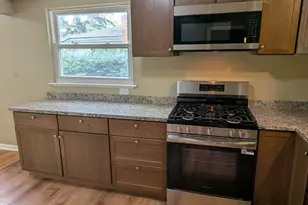 820 Nash Ave, Ypsilanti, MI 48198 - Photo 10