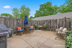 1946 Georgetown Dr SE, Grand Rapids, MI 49506 - Photo 28