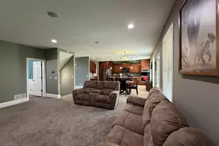 7809 Golf Meadows Dr SE, Caledonia, MI 49316 - Photo 12