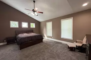 7809 Golf Meadows Dr SE, Caledonia, MI 49316 - Photo 18