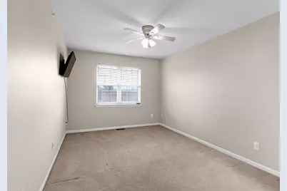 16992 Farmington Road #104, Livonia, MI 48154 - Photo 12
