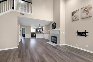 16992 Farmington Rd, Livonia, MI 48154 - Photo 4