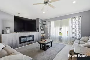 338 Vansen Dr, Kent City, MI 49330 - Photo 10