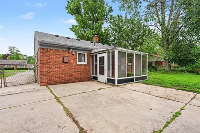 28083 Stuart Avenue, Southfield, MI 48076 - Photo 26