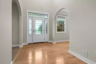 351 Hyder Cir Dr, Plainwell, MI 49080 - Photo 2