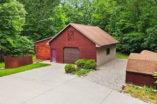 655 Auburn Trail SE, Ada, MI 49301 - Photo 6