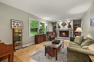 22300 Wynsmythe Dr, Mattawan, MI 49071 - Photo 2