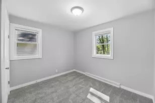 1052 Woodward Ave, Benton Harbor, MI 49022 - Photo 6
