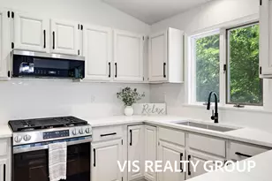 17501 W Spring Lake Rd, Spring Lake, MI 49456 - Photo 18