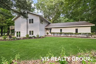 17501 W Spring Lake Road, Spring Lake, MI 49456 - Photo 2