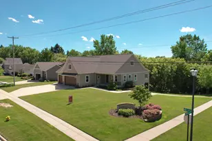 2961 Bristol Ave NW, Walker, MI 49544 - Photo 2