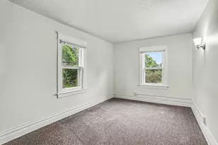 625 McCourtie St, Kalamazoo, MI 49008 - Photo 12
