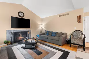 4155 Crystal Creek Dr, Ypsilanti, MI 48197 - Photo 16