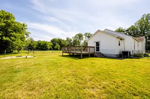 4025 River Rd, Sodus, MI 49126 - Photo 6