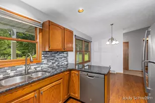 2223 Maguire Ave NE, Grand Rapids, MI 49525 - Photo 14