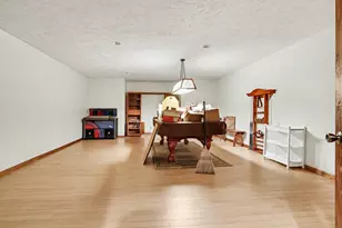 10642 Keller Rd, Delton, MI 49046 - Photo 20