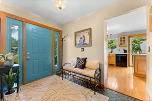 7490 Ledgewood Dr, Fenton, MI 48430 - Photo 8