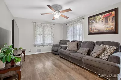 196 E 34th Street, Holland, MI 49423 - Photo 6