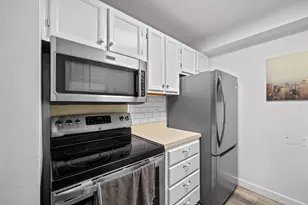 2140 Pauline Blvd, Ann Arbor, MI 48103 - Photo 10