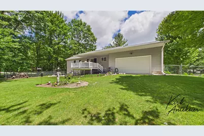 1663 Hansen Street, Muskegon, MI 49445 - Photo 8