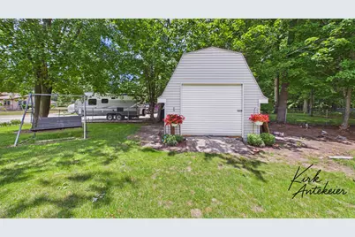 1663 Hansen Street, Muskegon, MI 49445 - Photo 14
