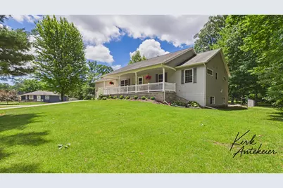 1663 Hansen Street, Muskegon, MI 49445 - Photo 4