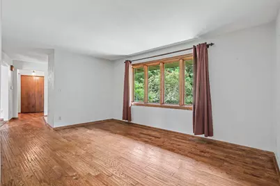 16791 De Avenue E, Augusta, MI 49012 - Photo 6