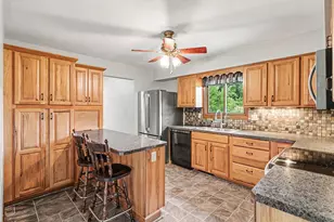 16791 DE Ave E, Augusta, MI 49012 - Photo 8