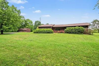 16791 De Avenue E, Augusta, MI 49012 - Photo 2