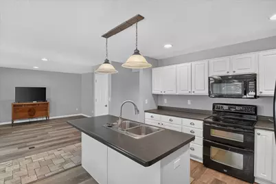 2066 Friar Tuck Circle, Adrian, MI 49221 - Photo 16