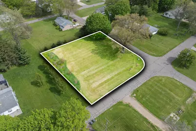 649 Adams Street, Vicksburg, MI 49097 - Photo 2