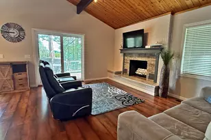 11310 E Royal Rd, Canadian Lakes, MI 49346 - Photo 10