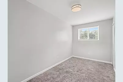 79 N Sanford Street, Pontiac, MI 48342 - Photo 10