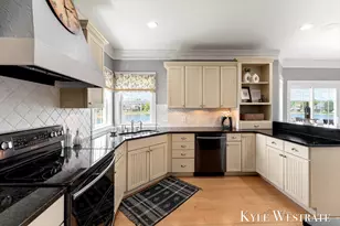 8907 Mica Dr, Zeeland, MI 49464 - Photo 16