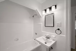 15731 Kentfield St, Detroit, MI 48223 - Photo 14
