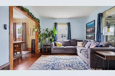 605 N Pleasant Street, Jackson, MI 49202 - Photo 2