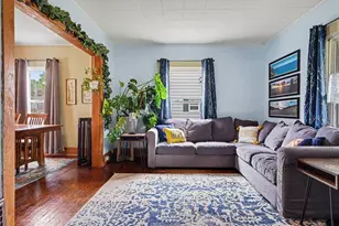 605 N Pleasant St, Jackson, MI 49202 - Photo 2