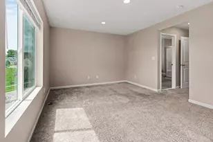 2717 Bristol Rdg Dr, Ann Arbor, MI 48105 - Photo 14